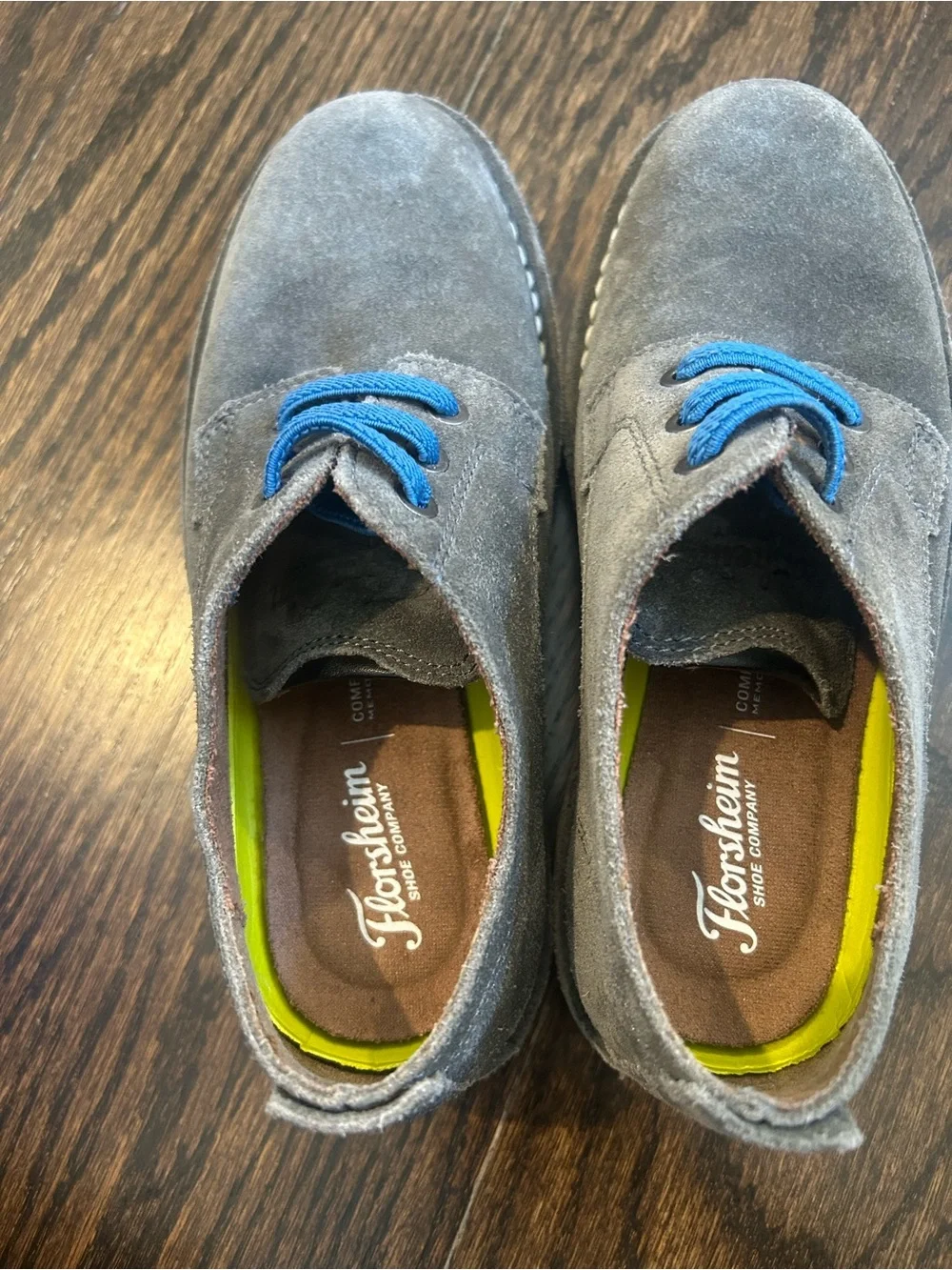 Boys Florsheim Dress Shoes. Size 2.